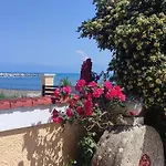 Makris Apartahotel *