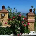 Makris Apartahotel *