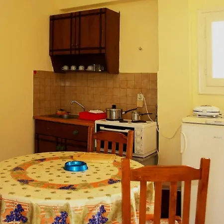 Lägenhetshotell Makris Roda (Corfu)