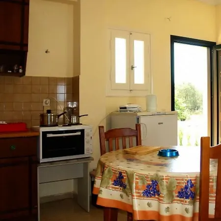 Makris Lägenhetshotell *