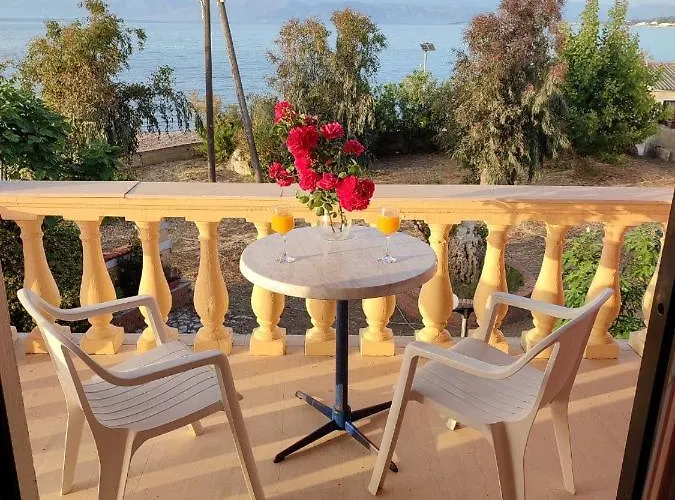 Makris Aparthotel