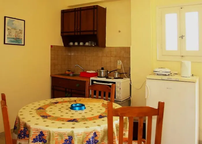 Aparthotel Makris Roda (Corfu)
