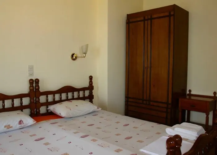 Aparthotel Makris